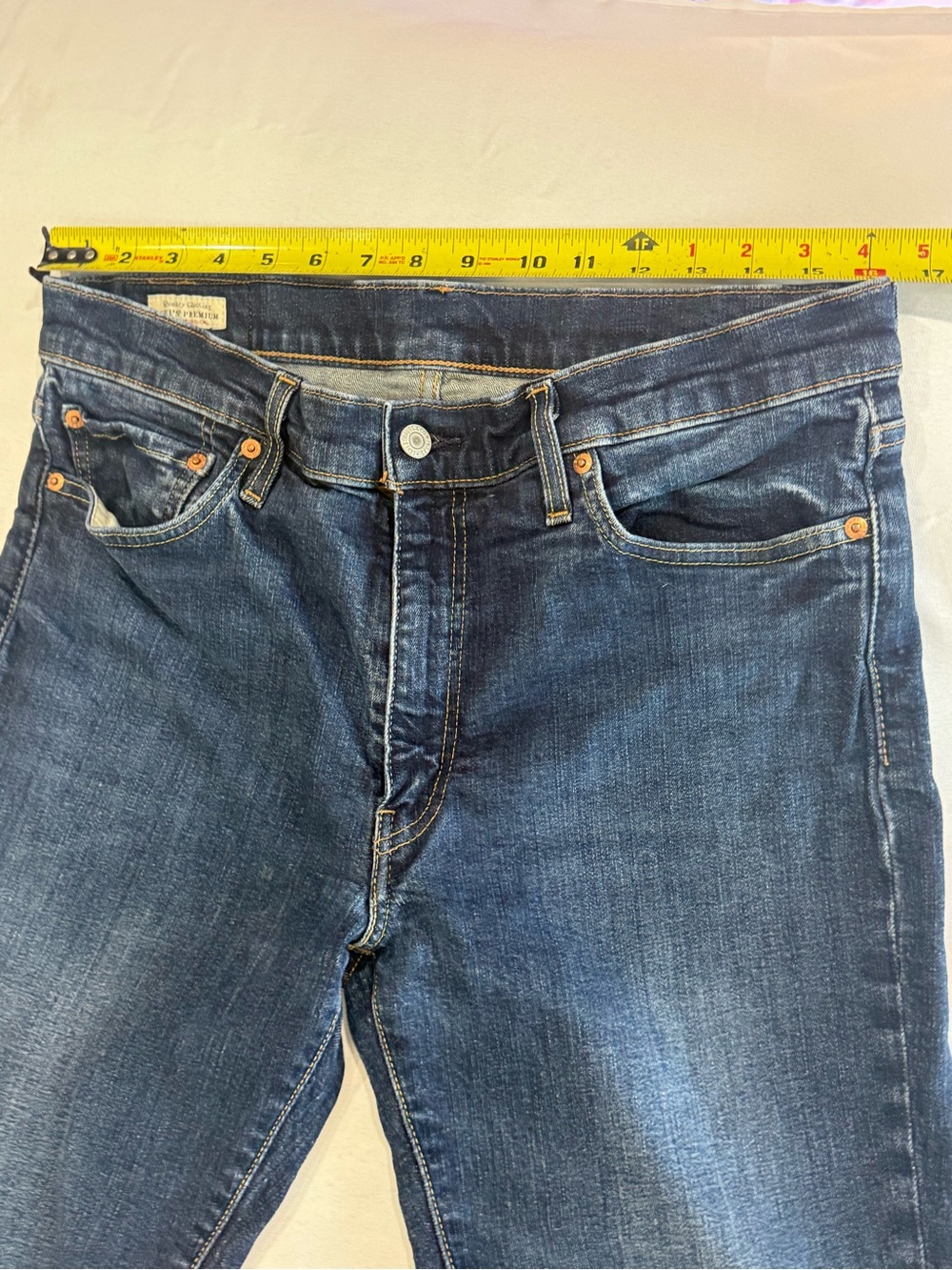 Men's Levi’s Slim Straight Jeans in Dark Indigo Wash 36x30 Lot 511 GB